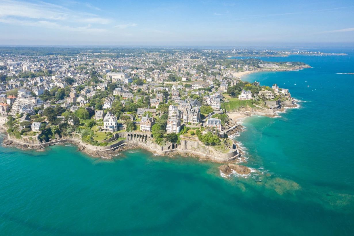 Cabinet Chateaubriand Immobilier Maison A Vendre Saint Malo Cabinet Chateaubriand Immobilier Maison A Vendre Saint Malo Adobestock 509130151 1